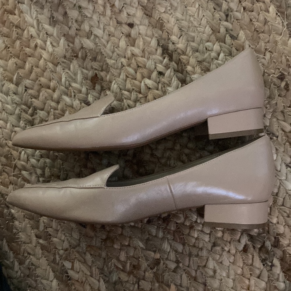 Cole Haan flats nude 6 - Picture 3 of 3